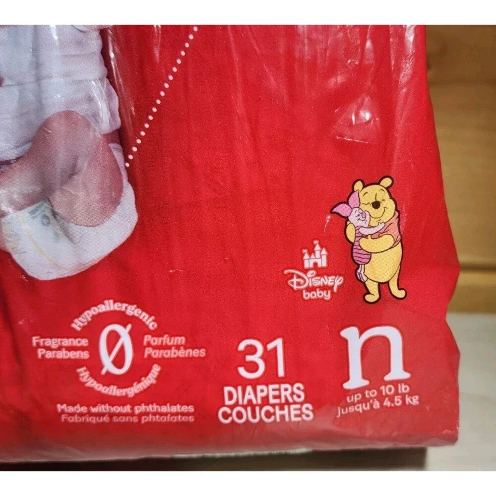 Huggies Little Snugglers Diapers - Newborn - 31 Count - Picture 3 of 3